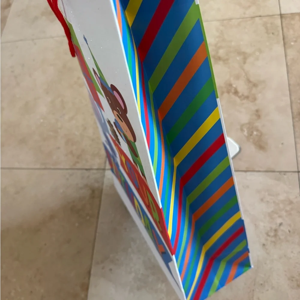 Animals birthday gift bag, colorful